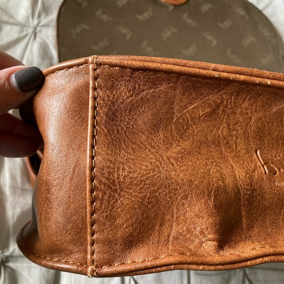 B.O.C. Vegan/faux leather shoulder saddle bag - Picture 6 of 14